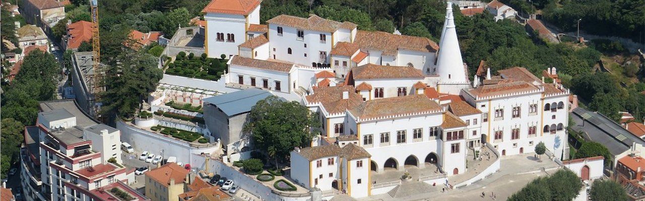 Sintra Full Day Tour, Sintra National Palace